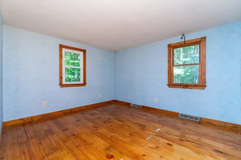 Bedroom - 124 E Belcher Rd, Foxboro, MA 02035 photo 3 of 11