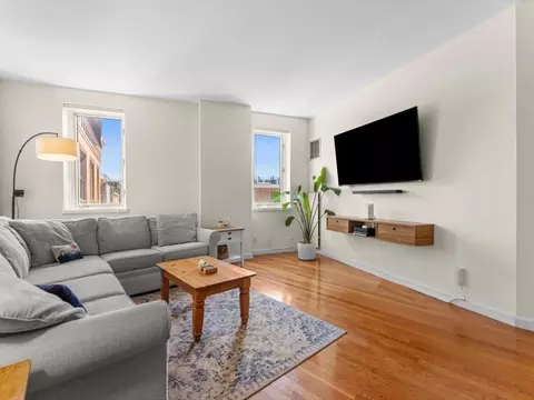19 Wiget St #505, Boston, MA 02113