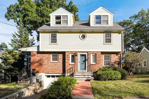 11 Stevens Ter, Arlington, MA 02476