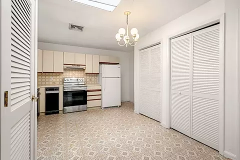 Kitchen - 9 Thomas St #C5, Saugus, MA 01906 photo 2 of 2