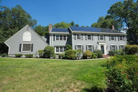 53 Sarah Way, Concord, MA 01742