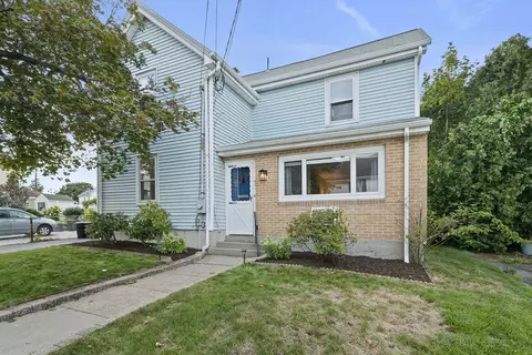 51 Clinton St, Newton, MA 02458