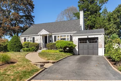 56 Baker Ave, Beverly, MA 01915