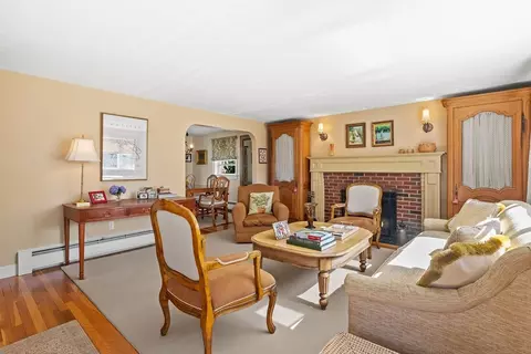 56 Baker Ave, Beverly, MA 01915 photo 5