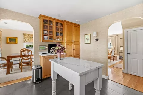 56 Baker Ave, Beverly, MA 01915 photo 12
