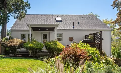 56 Baker Ave, Beverly, MA 01915 photo 4