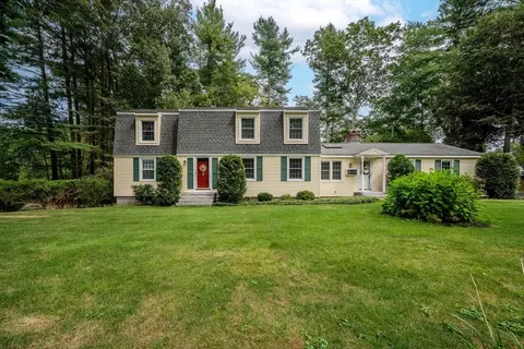 26 N Hill Rd, Westford, MA 01886