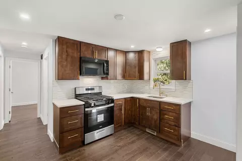 50 Bow St, Saugus, MA 01906