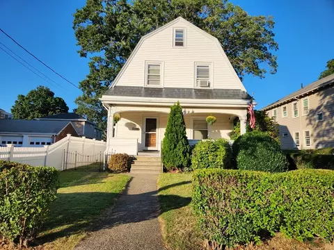61 Broadway, Newton, MA 02460