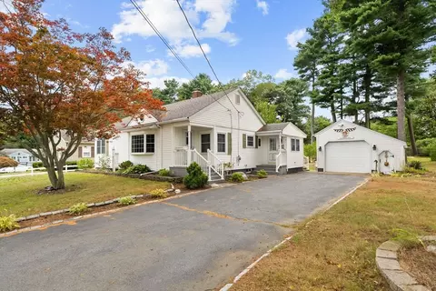 15 Andrew Ave, Taunton, MA 02780