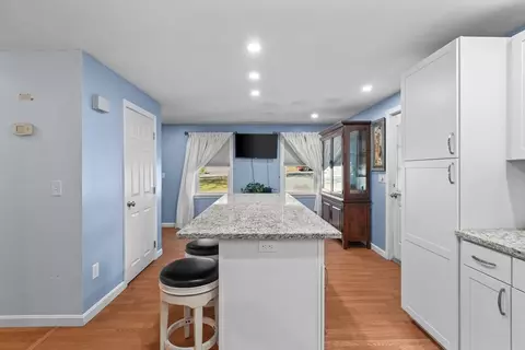Kitchen - 161 Brook St, Dracut, MA 01826 photo 4 of 4