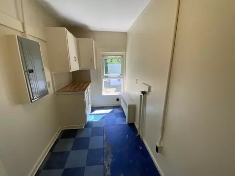 10 E Prospect St, Erving, MA 01344 photo 5