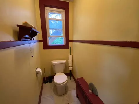 10 E Prospect St, Erving, MA 01344 photo 17