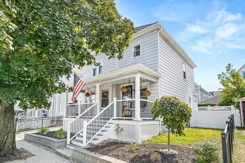 12 Morris St, Everett, MA 02149