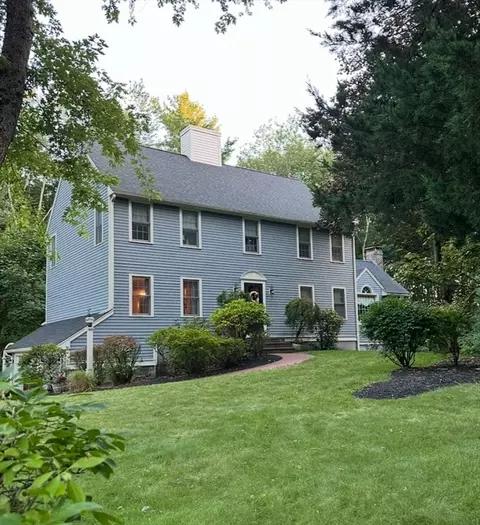 112 Partridge Brook Cir, Marshfield, MA 02050