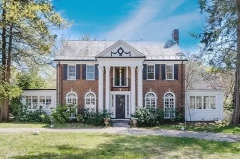 5 Hammond St, Newton, MA 02467
