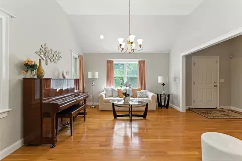 2 Bramble Way, Acton, MA 01720 photo 6