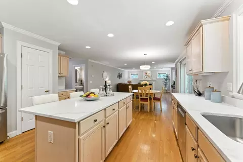 2 Bramble Way, Acton, MA 01720 photo 8