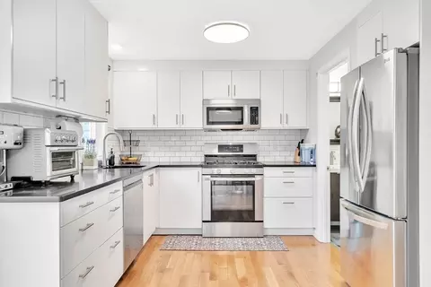 620 Princeton Blvd #13, Lowell, MA 01851