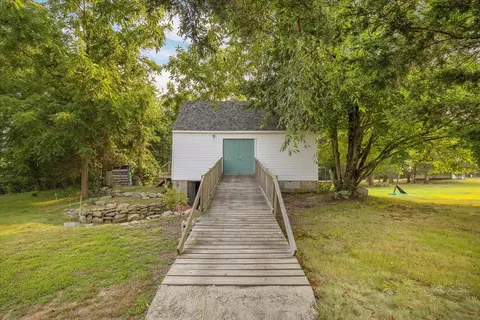 8 Cotley St, Berkley, MA 02779 photo 30