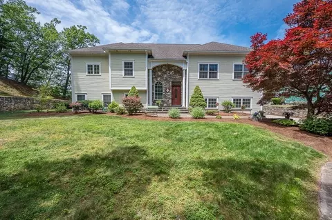 1 Temple Ct, Shrewsbury, MA 01545