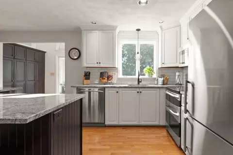 60 Avalon Rd, Reading, MA 01867 photo 13