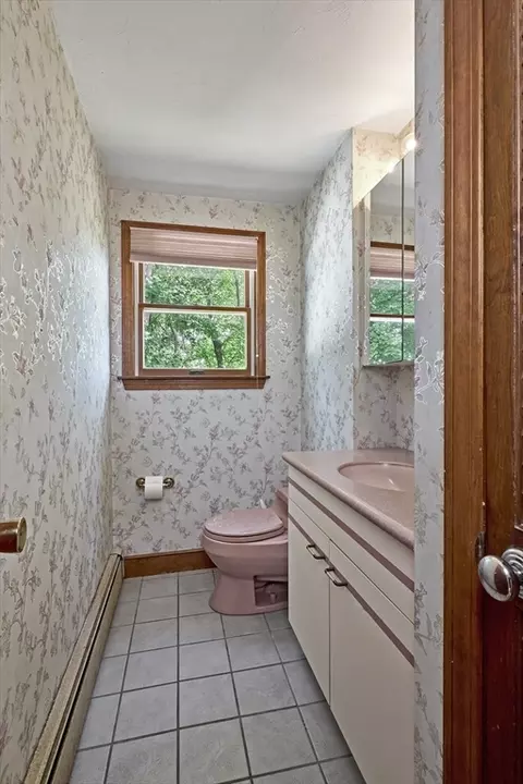 37 Governor Long Rd, Hingham, MA 02043 photo 22
