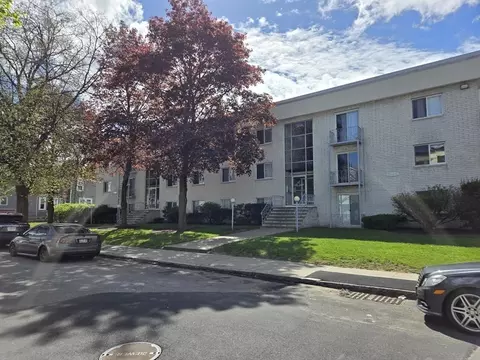 24 Inman St #5, Lawrence, MA 01843