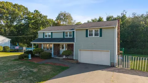 386 Forest St, Methuen, MA 01844