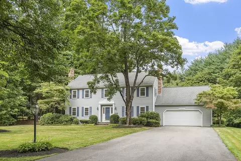 25 Algonquin Ave, Andover, MA 01810