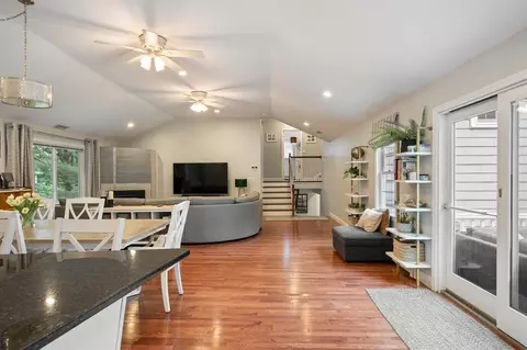 52 Elm St, Hingham, MA 02043 photo 17