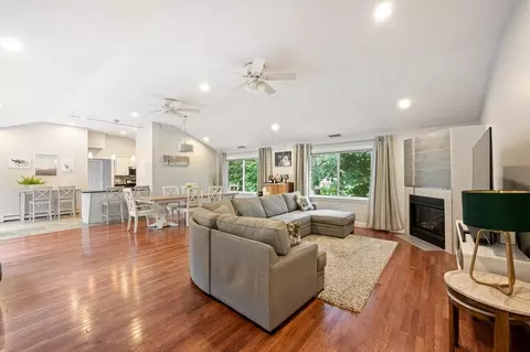 52 Elm St, Hingham, MA 02043 photo 7