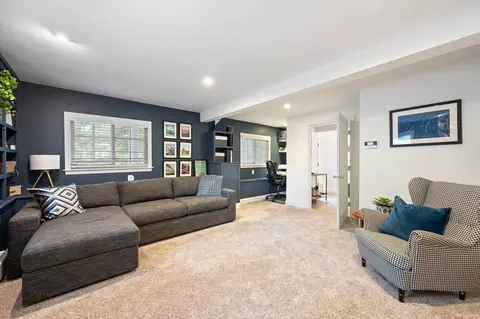 52 Elm St, Hingham, MA 02043 photo 6