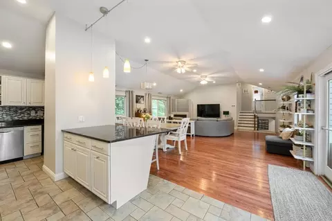 52 Elm St, Hingham, MA 02043 photo 16