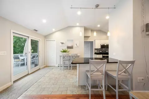 52 Elm St, Hingham, MA 02043 photo 14