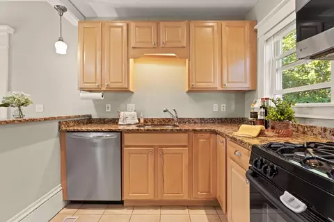 22 Union St #1, Reading, MA 01867 photo 19