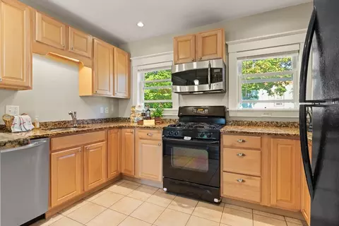 22 Union St #1, Reading, MA 01867 photo 18