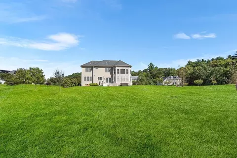 199 Mohawk Path, Holliston, MA 01746 photo 31