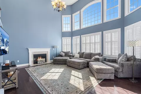 199 Mohawk Path, Holliston, MA 01746 photo 2