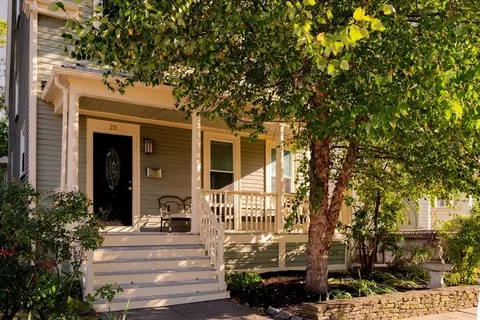 29 Hopedale St, Allston, MA 02134