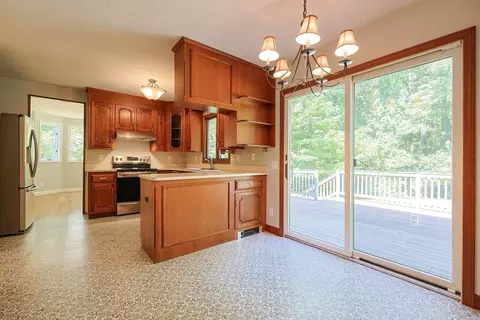 10 Prospect St, Upton, MA 01568 photo 4