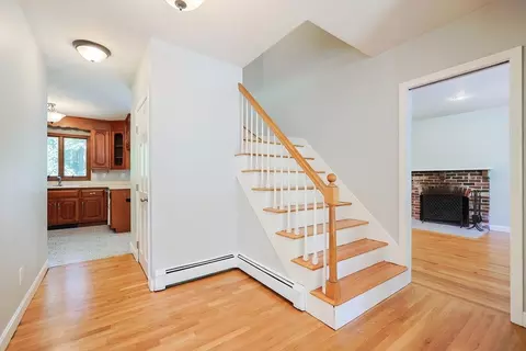 10 Prospect St, Upton, MA 01568 photo 17
