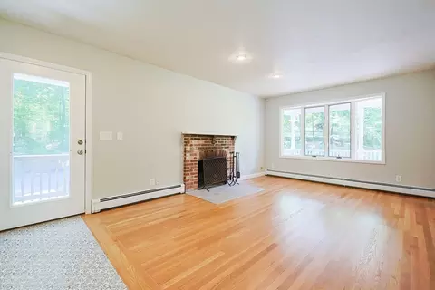 10 Prospect St, Upton, MA 01568 photo 10