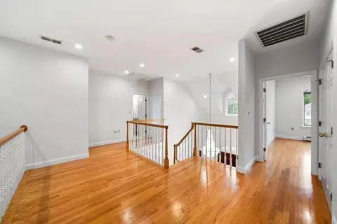 30 Page Rd, Weston, MA 02493 photo 12