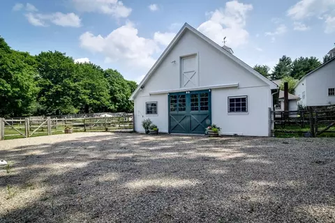 178 Dedham St, Dover, MA 02030 photo 41