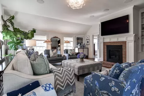 178 Dedham St, Dover, MA 02030 photo 6