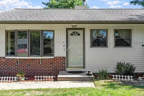 8 Turner Rd, Maynard, MA 01754