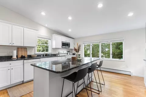 Kitchen - 6 Birch Hill Rd, Worcester, MA 01606 photo 3 of 4
