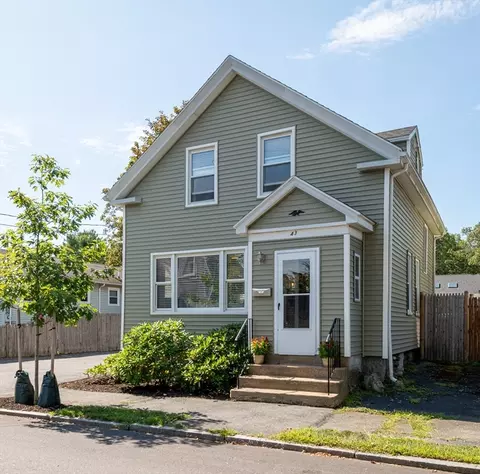 43 Irving St, Salem, MA 01970