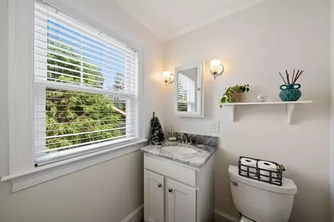 1111 Brook Rd, Milton, MA 02186 photo 15